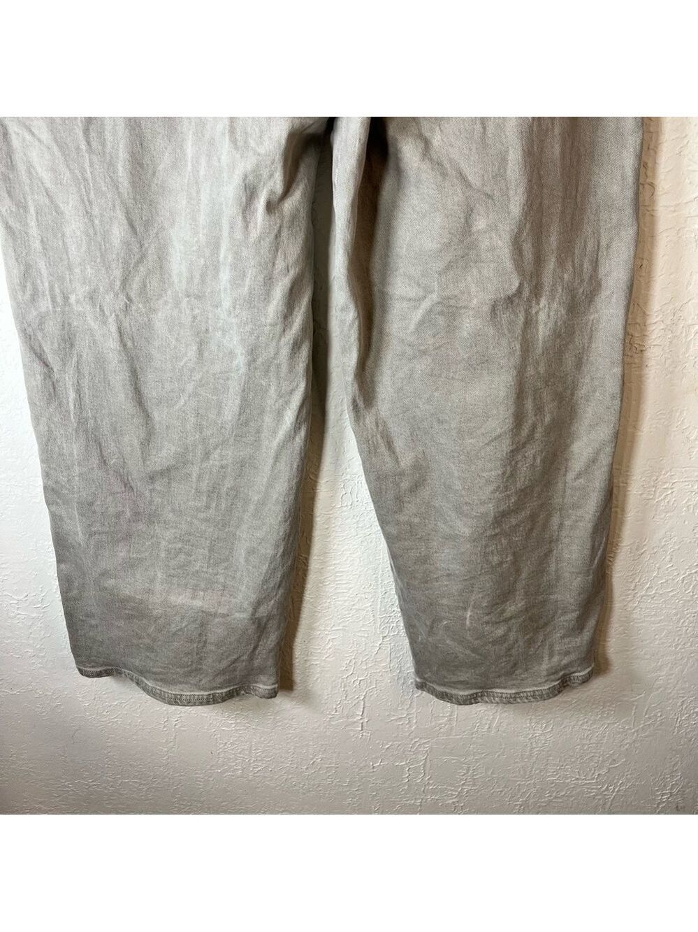 American Eagle Outfitters Wide Leg Jeans in Khaki - Picture 11 of 14
